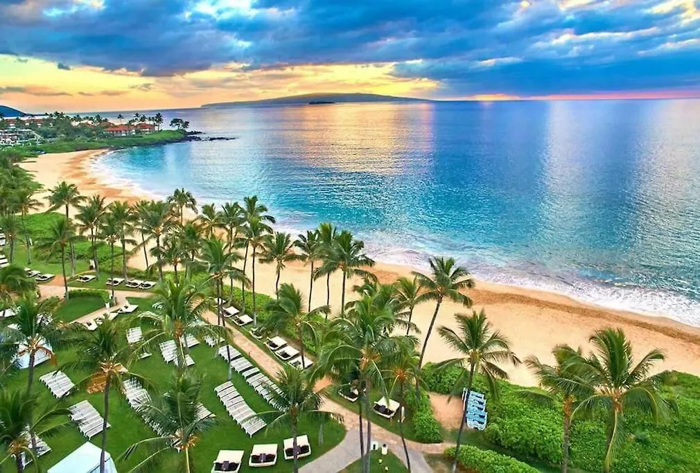 Ocean View Penthouse: Steps To Beach, Fast Wi-Fi 维雷亚 0*,  美国